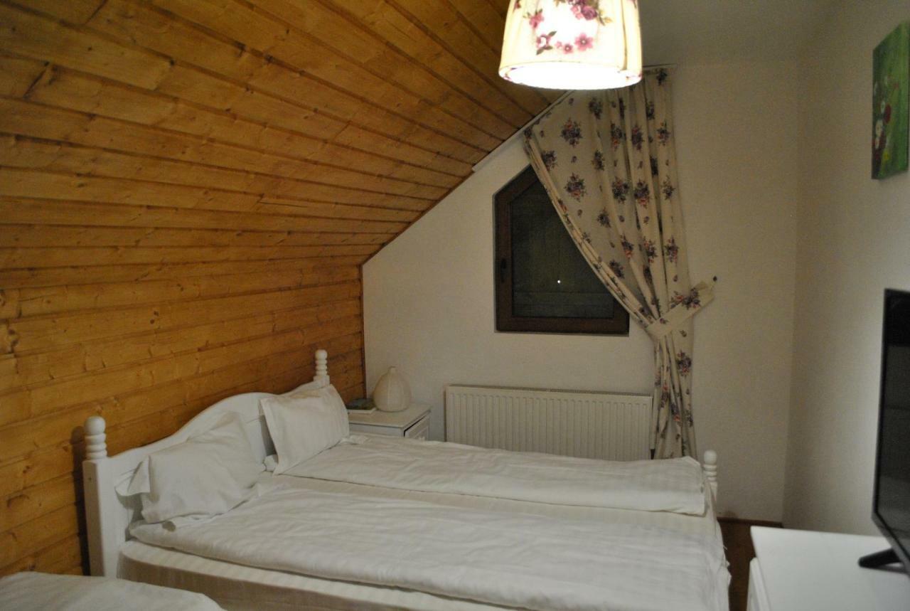 Casa Magnolia Bran (Brasov)